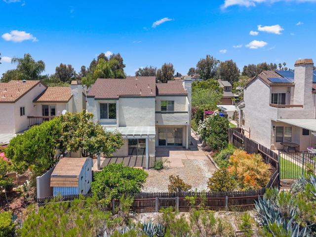 5751 Menorca Dr, San Diego CA: https://media.crmls.org/mediaz/6c259eec-f50c-4d6d-b5f8-a16dcc1cc996.jpg