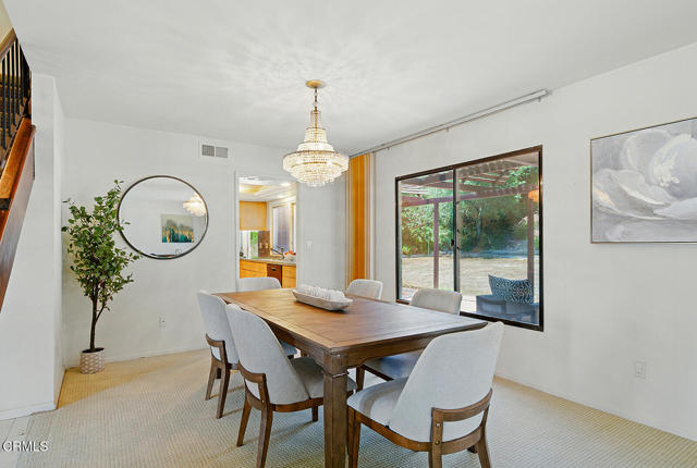 3121 Kingridge Way, Glendale CA: https://media.crmls.org/mediaz/6c263b1c-25eb-4376-83aa-c506ac7bb65d.jpg