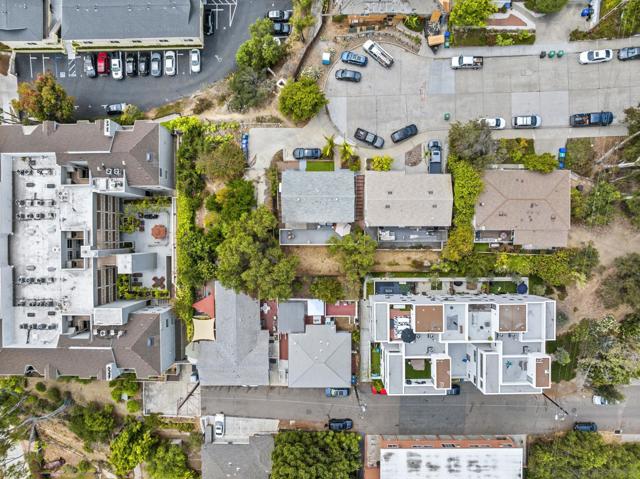 3420 30 Wilshire Terrace, San Diego CA: https://media.crmls.org/mediaz/6c267cbb-8f84-4b0b-bd6e-b9e38dc92237.jpg