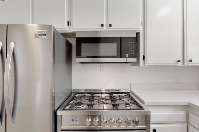 1069 Coombsville Rd, Napa CA: https://media.crmls.org/mediaz/6c27670d-a7b8-444e-87a8-0a5bd3d8fb2a.jpg