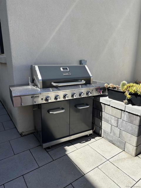 751 Merit Dr, San Marcos CA: https://media.crmls.org/mediaz/6c27c8a8-c63e-406b-9687-f6dd34f5cc49.jpg