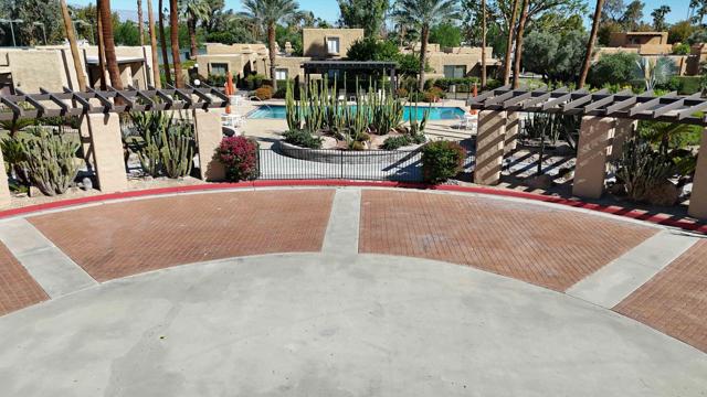 4881 S Winners Circle #B, Palm Springs, CA 92264