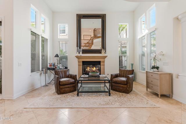 Detail Gallery Image 4 of 58 For 4126 Harbour Island Ln, Oxnard,  CA 93035 - 4 Beds | 3/1 Baths
