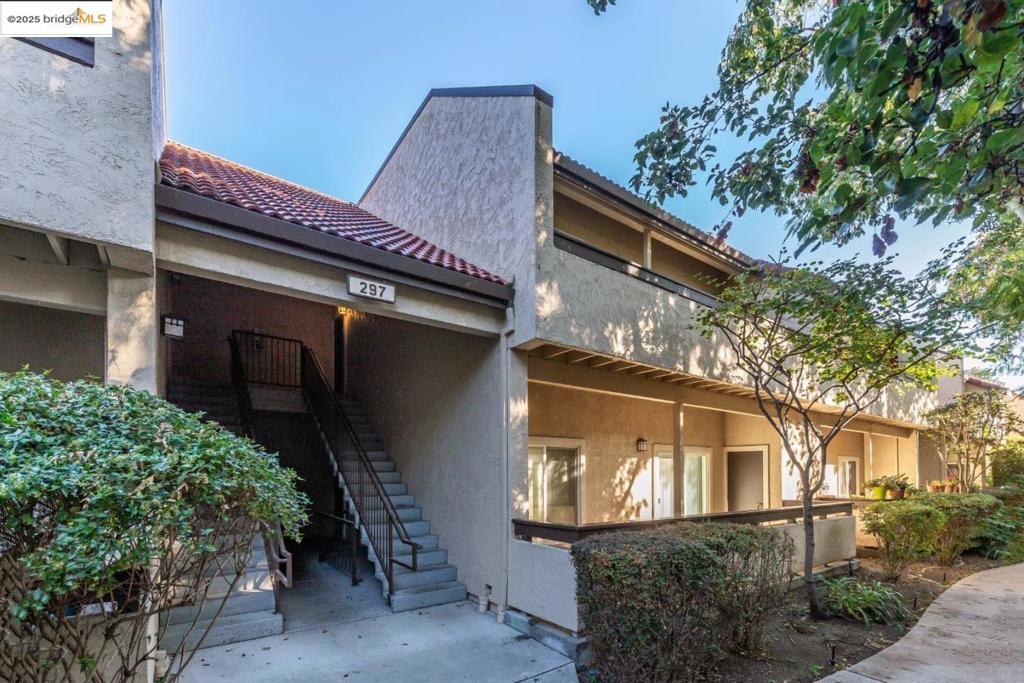 297 Tradewinds DR #APT 105