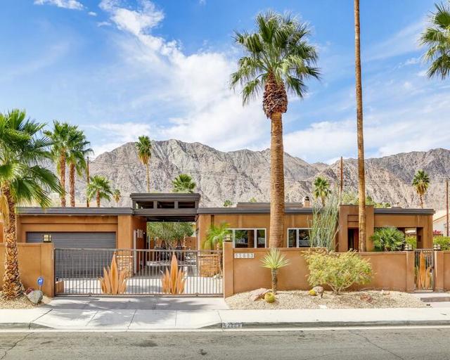52883 Eisenhower Drive, La Quinta CA: https://media.crmls.org/mediaz/6c2aea44-3538-4330-867e-eb4c97349e06.jpg