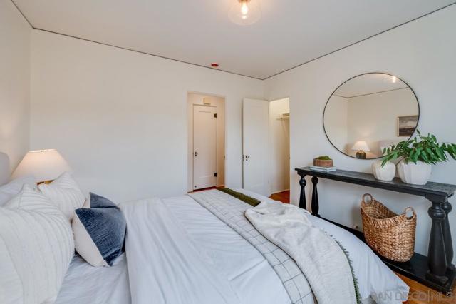 4597 Vista St, San Diego CA: https://media.crmls.org/mediaz/6c2b086e-d2a0-4b6c-acf7-76a006c72325.jpg