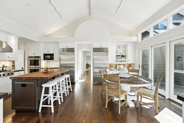 356 Covington Road, Los Altos CA: https://media.crmls.org/mediaz/6c2bf54b-0dc7-4e63-bbac-b700368ad409.jpg
