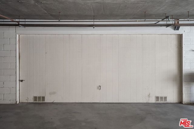 1121 Princeton Street, Santa Monica CA: https://media.crmls.org/mediaz/6c2d5d7e-4fb2-4061-9ad1-4a4772060bba.jpg