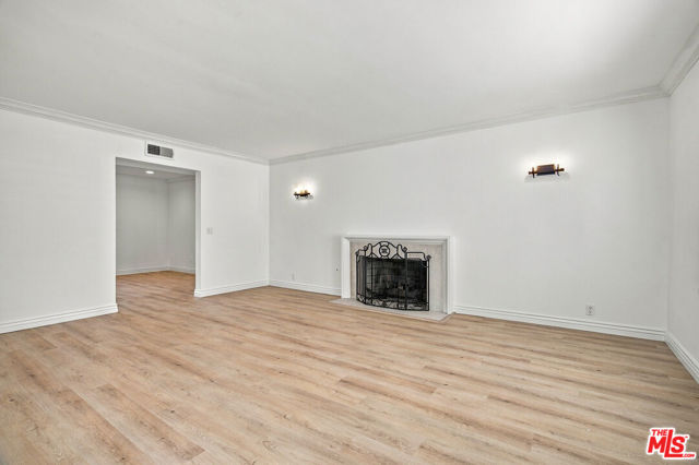 22777 Brenford Street photo 9