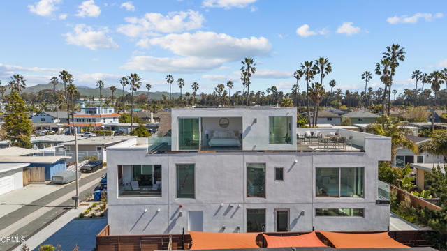 Detail Gallery Image 2 of 63 For 1238 Devon Ln, Ventura,  CA 93001 - 4 Beds | 4/1 Baths