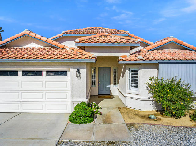 78524 San Marino Court, La Quinta CA: https://media.crmls.org/mediaz/6c30d600-88df-4562-9641-098b98a35831.jpg