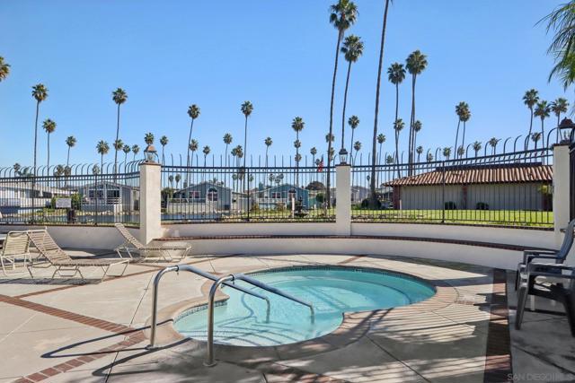 1215 Anchors Way Drive, Ventura CA: https://media.crmls.org/mediaz/6c31a4d6-b268-4143-b4a0-03c8e6f1ef61.jpg