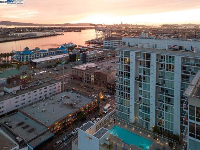 222 Broadway, Oakland CA: https://media.crmls.org/mediaz/6c31fe98-5392-430c-b442-8d096e69ad40.jpg