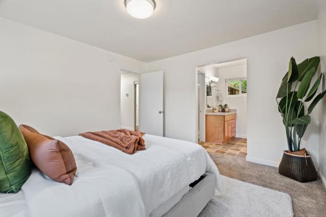 20141 Mendelsohn Lane, Saratoga CA: https://media.crmls.org/mediaz/6c334361-8605-44dc-904c-88f64c8b018c.jpg