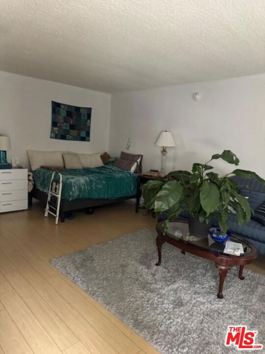12205 GORHAM Avenue, Los Angeles CA: https://media.crmls.org/mediaz/6c33a679-38d9-4167-a7f8-34c75c1d2f58.jpg