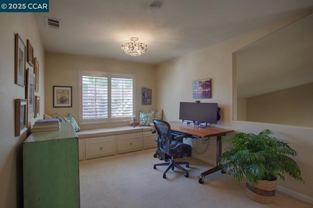 1409 Dumaine St, Concord CA: https://media.crmls.org/mediaz/6c33a96e-262a-45d0-a876-0151caa15c79.jpg