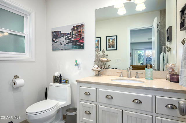 1841 Fallview Road, Westlake Village CA: https://media.crmls.org/mediaz/6c34647d-cd15-4dab-bfb6-42e68406e9cb.jpg
