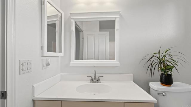 Detail Gallery Image 13 of 29 For 1074 Merrill Cir, Hemet,  CA 92545 - 2 Beds | 2 Baths