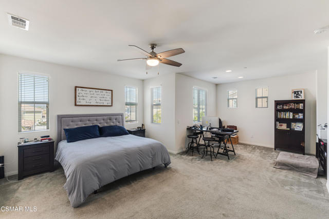 67 Clearwood Street, Fillmore CA: https://media.crmls.org/mediaz/6c349ec8-0049-4b84-b4ed-a4e3dff0b16a.jpg