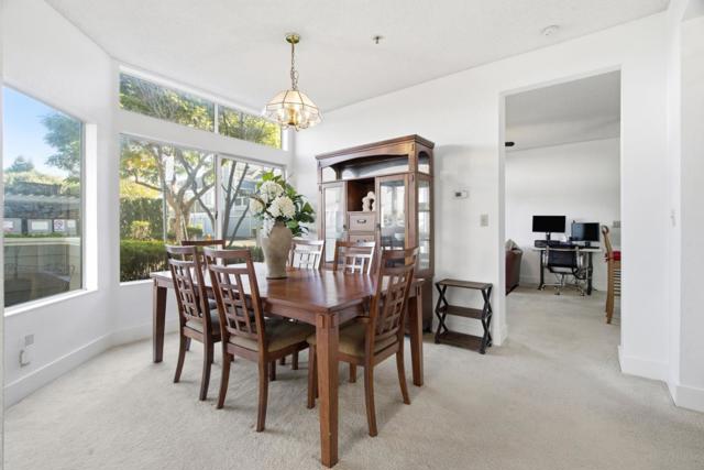 25495 Southwick Drive, Hayward CA: https://media.crmls.org/mediaz/6c353ddf-4729-4710-95ed-3492199b6d34.jpg