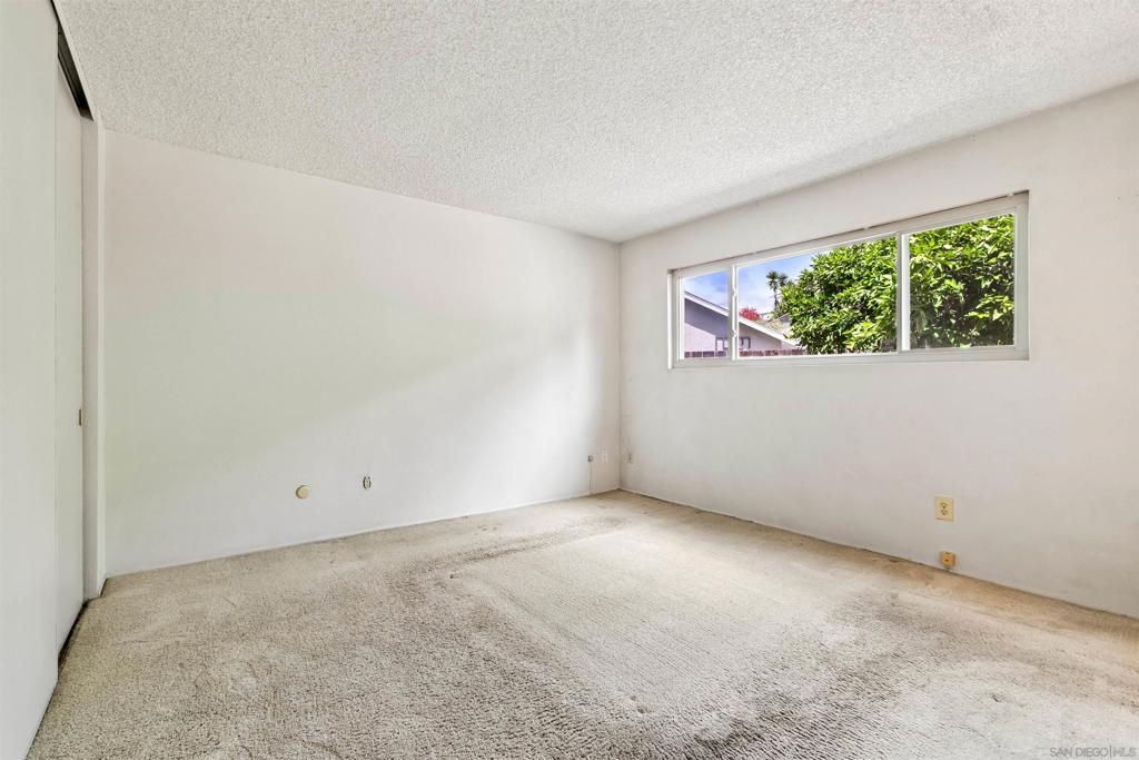 7225 Laura Ct - photo 16