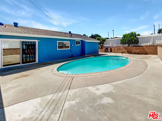 2294 Caldwell Avenue photo 6