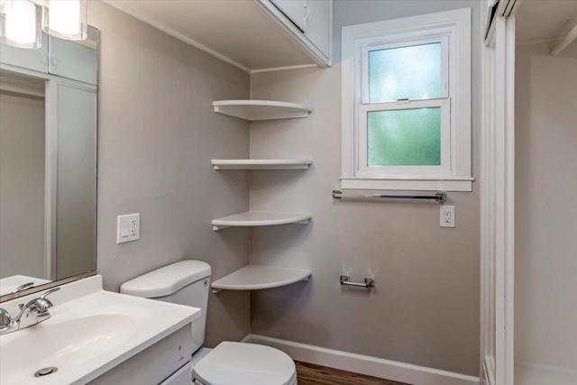 909 Myrtle Street, San Jose CA: https://media.crmls.org/mediaz/6c36a369-5862-4d2d-9e66-254dbcf7c4c3.jpg