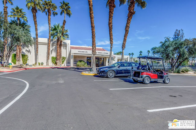 67612 Lagos Way, Cathedral City CA: https://media.crmls.org/mediaz/6c370206-4576-4d59-84dd-7edce1426fdd.jpg