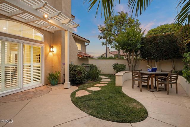 985 Corte Augusta, Camarillo CA: https://media.crmls.org/mediaz/6c370844-98d2-4cff-a73f-4d8683f6787a.jpg