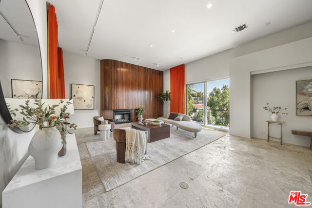 3625 Lowry Road, Los Angeles CA: https://media.crmls.org/mediaz/6c37f2b1-71d6-4ef7-9c48-45af98088bda.jpg