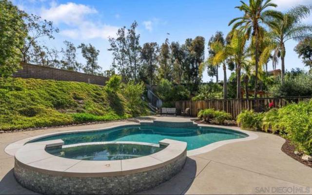 12709 Treeridge Ter, Poway CA: https://media.crmls.org/mediaz/6c3911b7-6d67-4049-9657-fa90a0bd403b.jpg