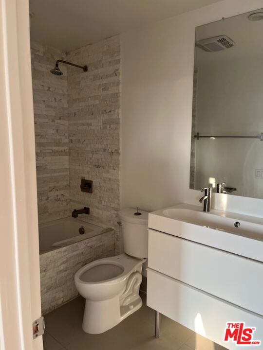 8811 Burton Way, 418 photo 8