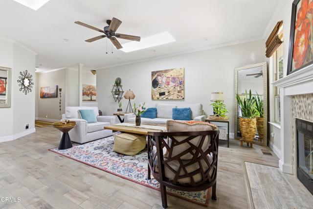 Detail Gallery Image 4 of 29 For 4630 James Ave, Castro Valley,  CA 94546 - 3 Beds | 2 Baths