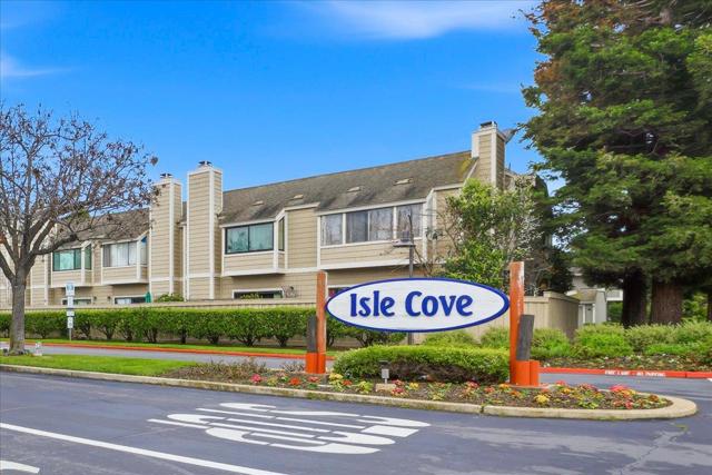 812 Ram Lane, Foster City CA: https://media.crmls.org/mediaz/6c3bbc06-0cd8-4ba6-ae81-2d906dda0cb9.jpg