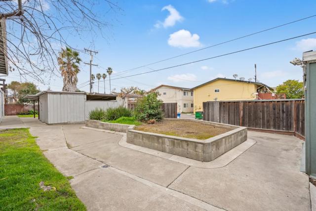 1799 Bradford Way, San Jose CA: https://media.crmls.org/mediaz/6c3c9bfa-7022-463d-9235-0f0d30226ddf.jpg