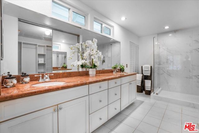 12084 London Grove Court, Moorpark CA: https://media.crmls.org/mediaz/6c3cc85e-48f3-4d91-9f1d-ecf228e7b022.jpg