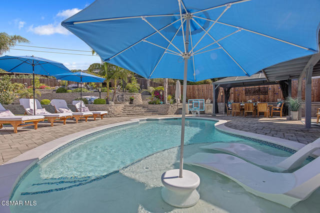 1233 Calle Olmo, Thousand Oaks CA: https://media.crmls.org/mediaz/6c3cf598-c54f-4509-acd5-ce4b23cdfffe.jpg
