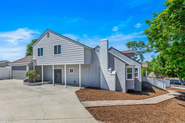 10351 Don Pico Road, Spring Valley CA: https://media.crmls.org/mediaz/6c3e04d5-00ba-42c4-982a-43e073963b6a.jpg