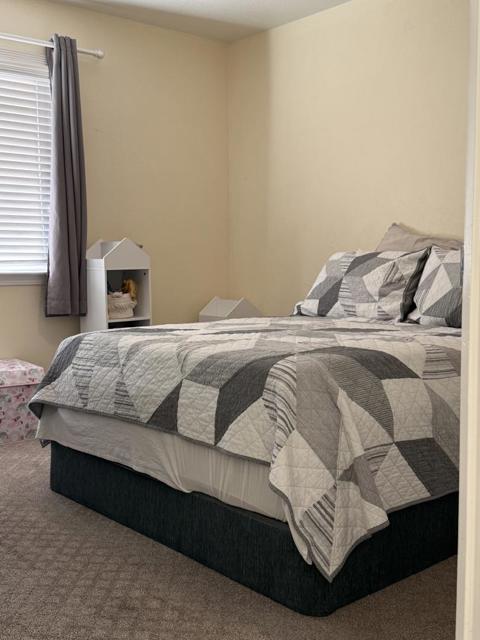 5736 Silver Leaf Road, San Jose CA: https://media.crmls.org/mediaz/6c3f1c7e-98c2-477f-956e-9a4442bae2ca.jpg