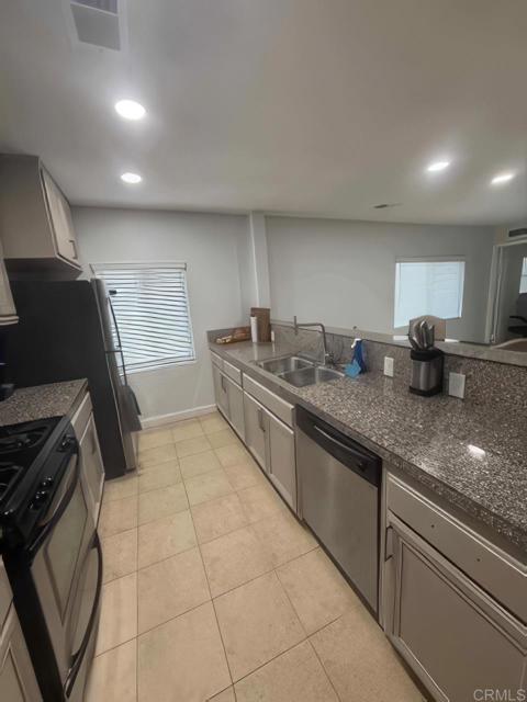 Image 45 of 49 For 3177 Linda Vista Drive