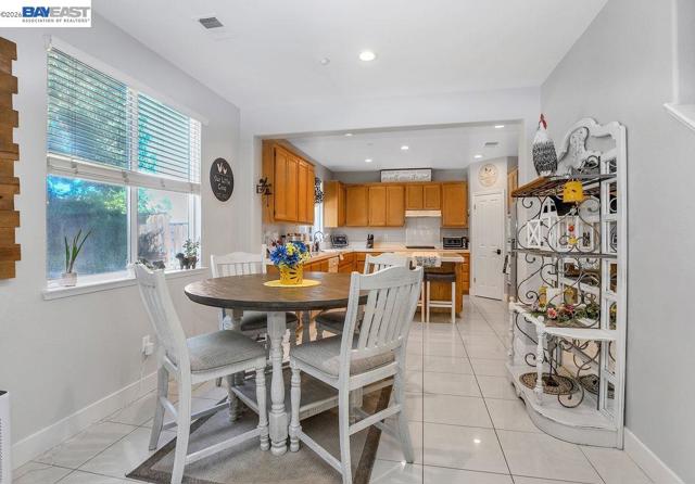 Image 10 of 28 For 2913 Haddington Ct