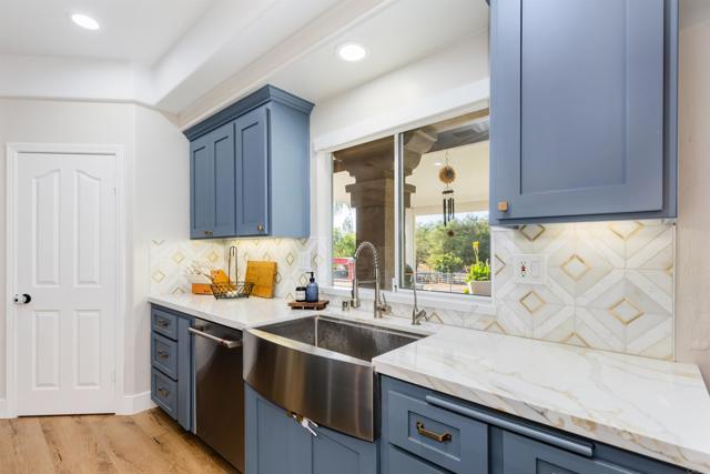 Detail Gallery Image 14 of 74 For 22544 Tombill Rd, Ramona,  CA 92065 - 4 Beds | 3/1 Baths