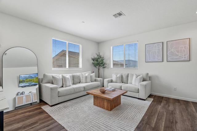 1278 San Antonio Street, Soledad CA: https://media.crmls.org/mediaz/6c4146c1-4efd-4b0f-889a-e9edebdc0bdc.jpg