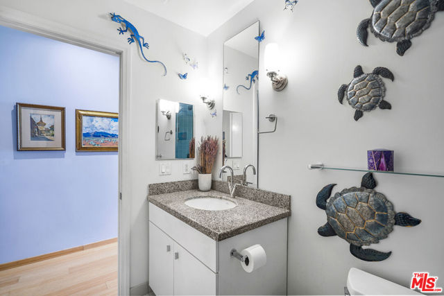 1100 Wilshire Boulevard, Los Angeles CA: https://media.crmls.org/mediaz/6c434165-9471-415d-ba07-03b6fc40553d.jpg