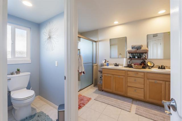 Detail Gallery Image 25 of 46 For 633 Cantara Ln, Vista,  CA 92081 - 3 Beds | 2/1 Baths