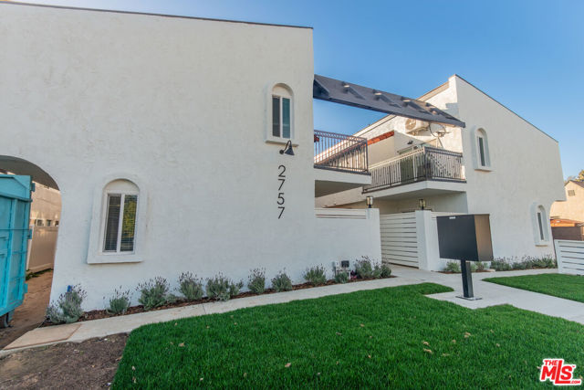 2757 Andreo, Torrance CA: https://media.crmls.org/mediaz/6c445e48-4b2f-41a3-9198-3799e3ec09ea.jpg