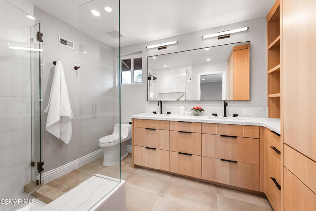 1046 Brookview Avenue, Westlake Village CA: https://media.crmls.org/mediaz/6c453f91-e97c-4ed6-a759-90dcf3f728f0.jpg