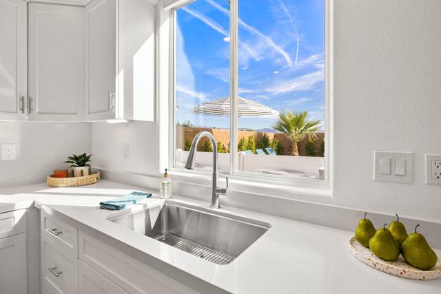 48602 Anastacia Court, Indio CA: https://media.crmls.org/mediaz/6c45fa44-61c2-4391-b2ab-1a67bd87d3f9.jpg