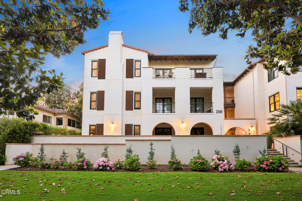200 S Orange Grove Boulevard #307