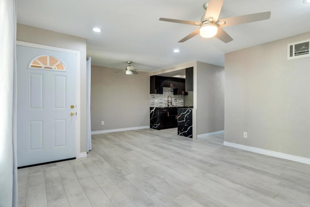 2828 Famosa Boulevard - photo 4